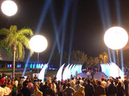 Dwukolorowe białe balony podświetlane LED z dekoracją imprez DMX