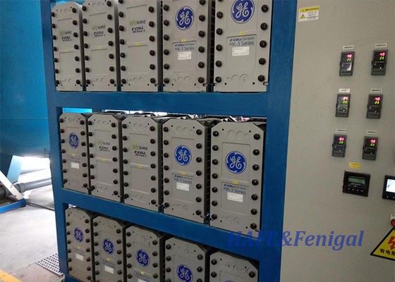 Hybrydowy Inwerter gotowy 48V 20kWh 400Ah Pojemnik dystrybucji oświetlenia do przechowywania energii słonecznej